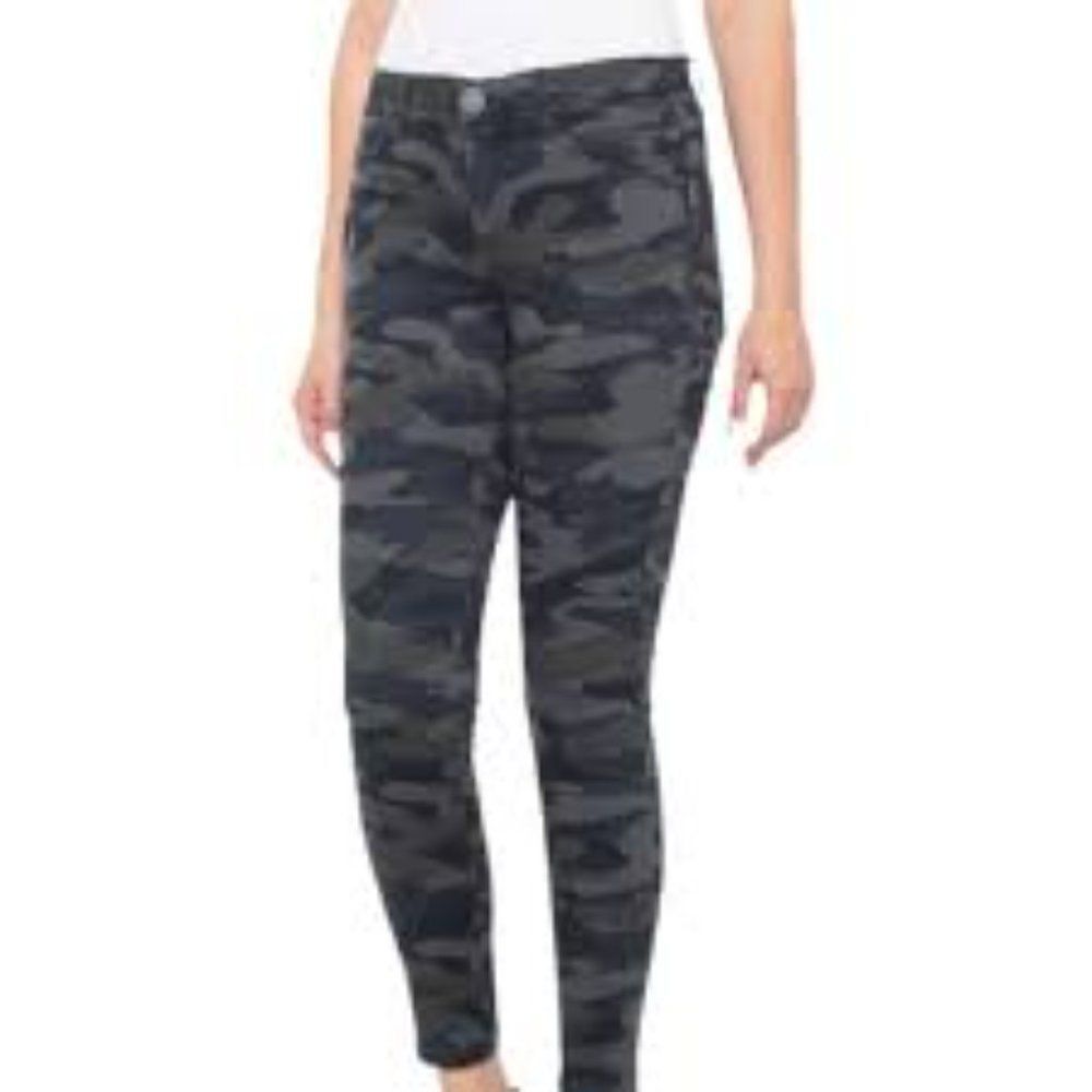 Democracy Women's "Ab" Technology Utility Pants Camo Green Size 10